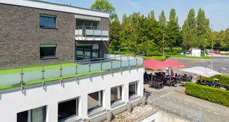 von_poll_real_estate_property_2341018A1_image_9