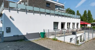 von_poll_real_estate_property_2341018A1_image_42