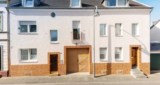 von_poll_real_estate_property_2341024A4_image_1