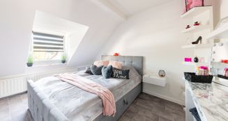 von_poll_real_estate_property_2341024A4_image_23