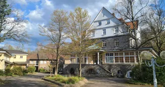 von_poll_real_estate_property_2441001A1_image_1