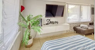 von_poll_real_estate_property_2441022A1_image_30