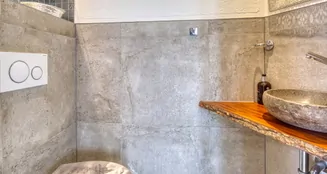 von_poll_real_estate_property_2441022A1_image_23