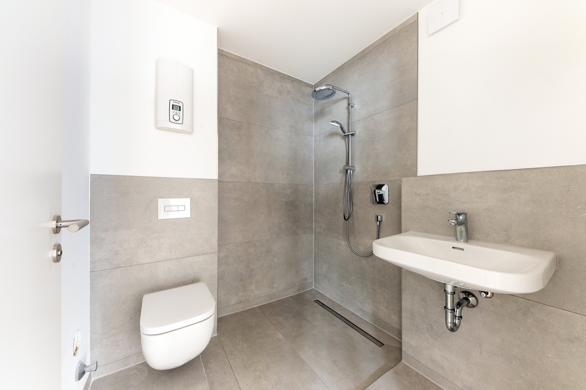 Hochwertiger Neubau mit 6 freien Wohneinheiten in Köln-Lövenich – Ideal für Anleger & Eigennutzer