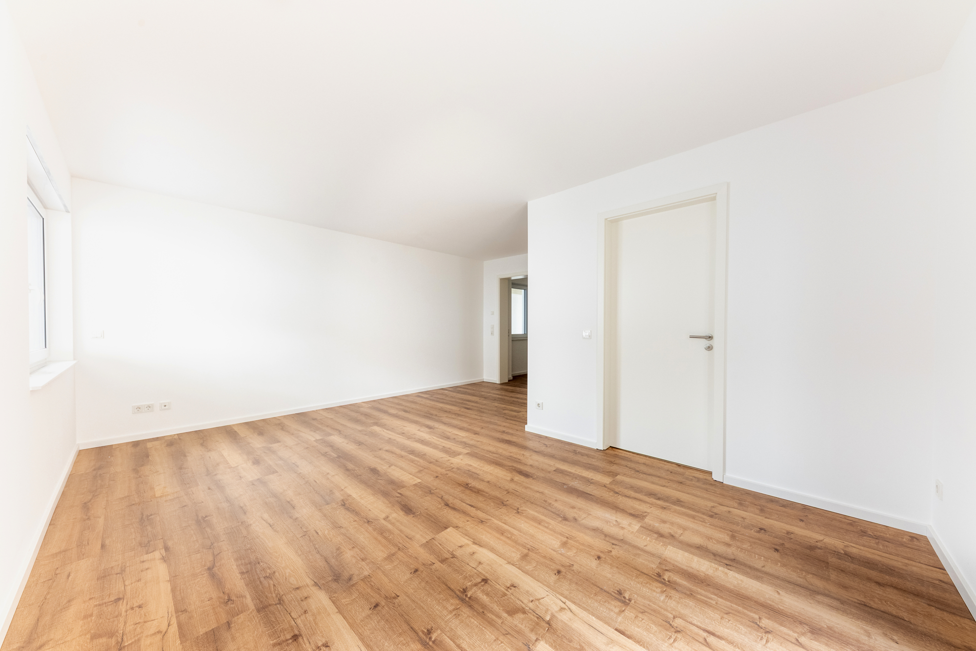 Hochwertiger Neubau mit 6 freien Wohneinheiten in Köln-Lövenich – Ideal für Anleger & Eigennutzer