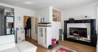 von_poll_real_estate_property_2541006A1_image_41