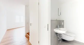 von_poll_real_estate_property_2541004W5_image_8