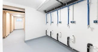 von_poll_real_estate_property_2541004W5_image_14