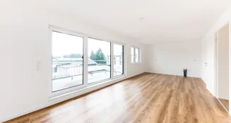 von_poll_real_estate_property_2541004W4_image_2