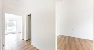 von_poll_real_estate_property_2541004W4_image_11