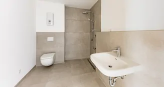 von_poll_real_estate_property_2541004W4_image_15