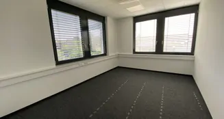 von_poll_real_estate_property_2541020M1_image_11