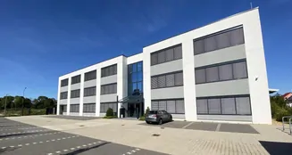 von_poll_real_estate_property_2541020M1_image_0