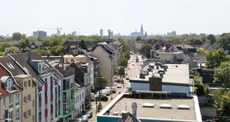 von_poll_real_estate_property_2541015A1_image_3