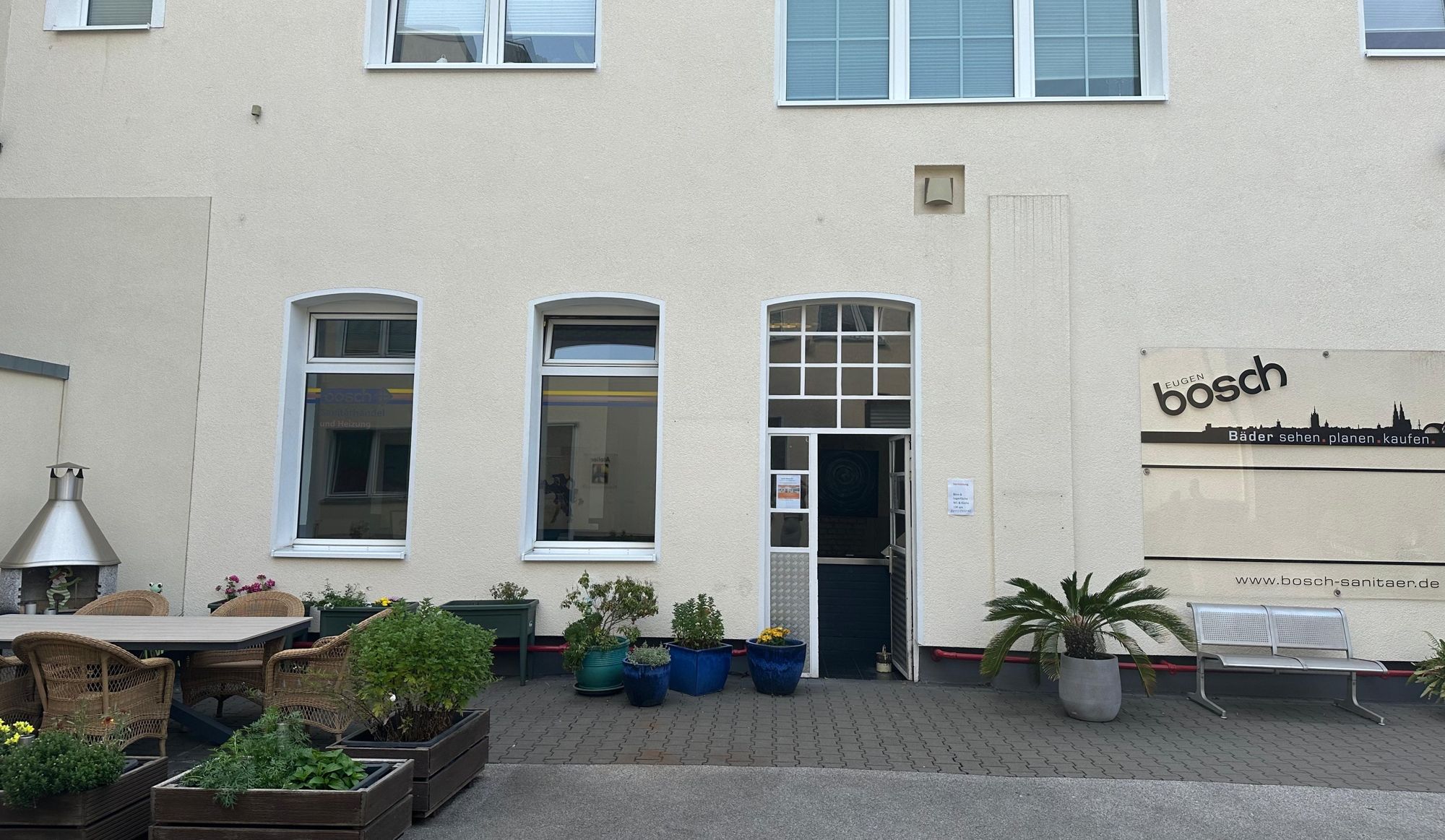Vielseitige Gewerbefläche mit Lager- und Stellplatzoption in Köln-Ehrenfeld