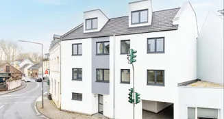 von_poll_real_estate_property_2541004A2_image_1