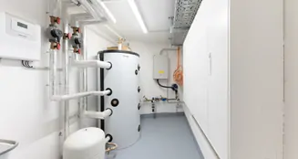 von_poll_real_estate_property_2541004A2_image_40