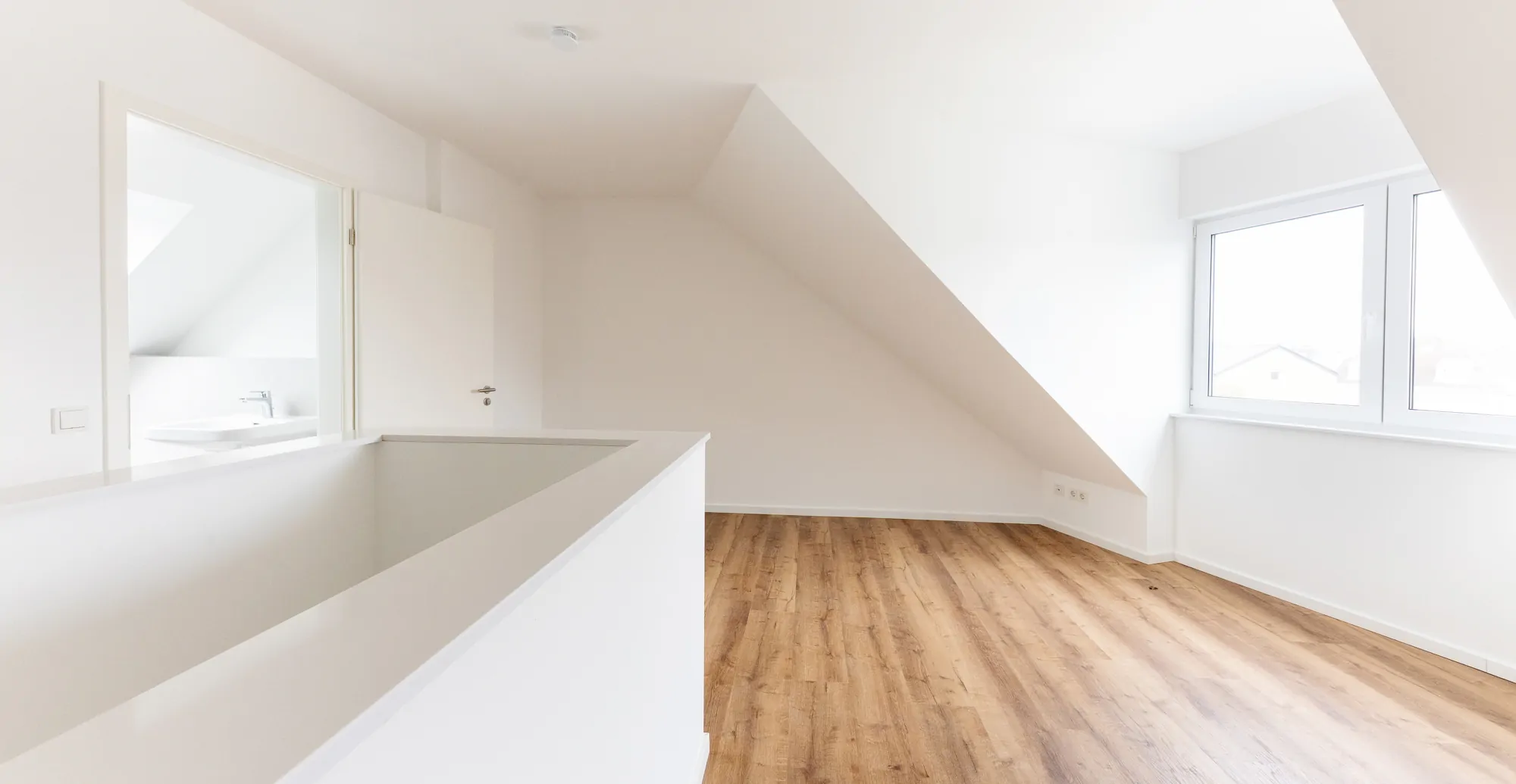 Hochwertiger Neubau mit 6 freien Wohneinheiten in Köln-Lövenich – Ideal für Anleger & Eigennutzer