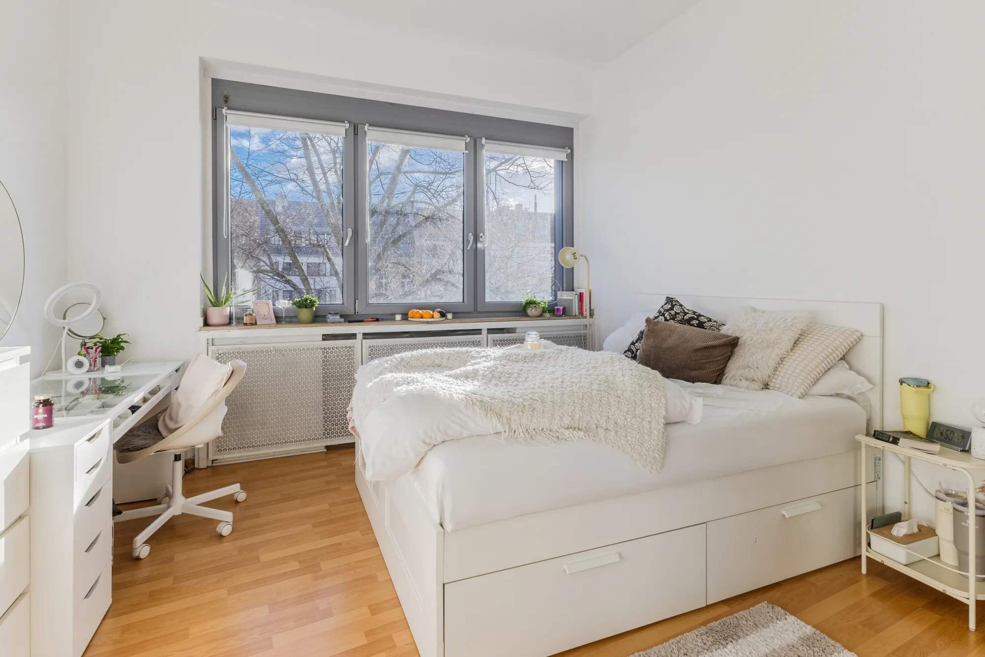 Wohn- und Geschäftshaus in prägnanter Lage und freier Wohnung in Braunsfeld