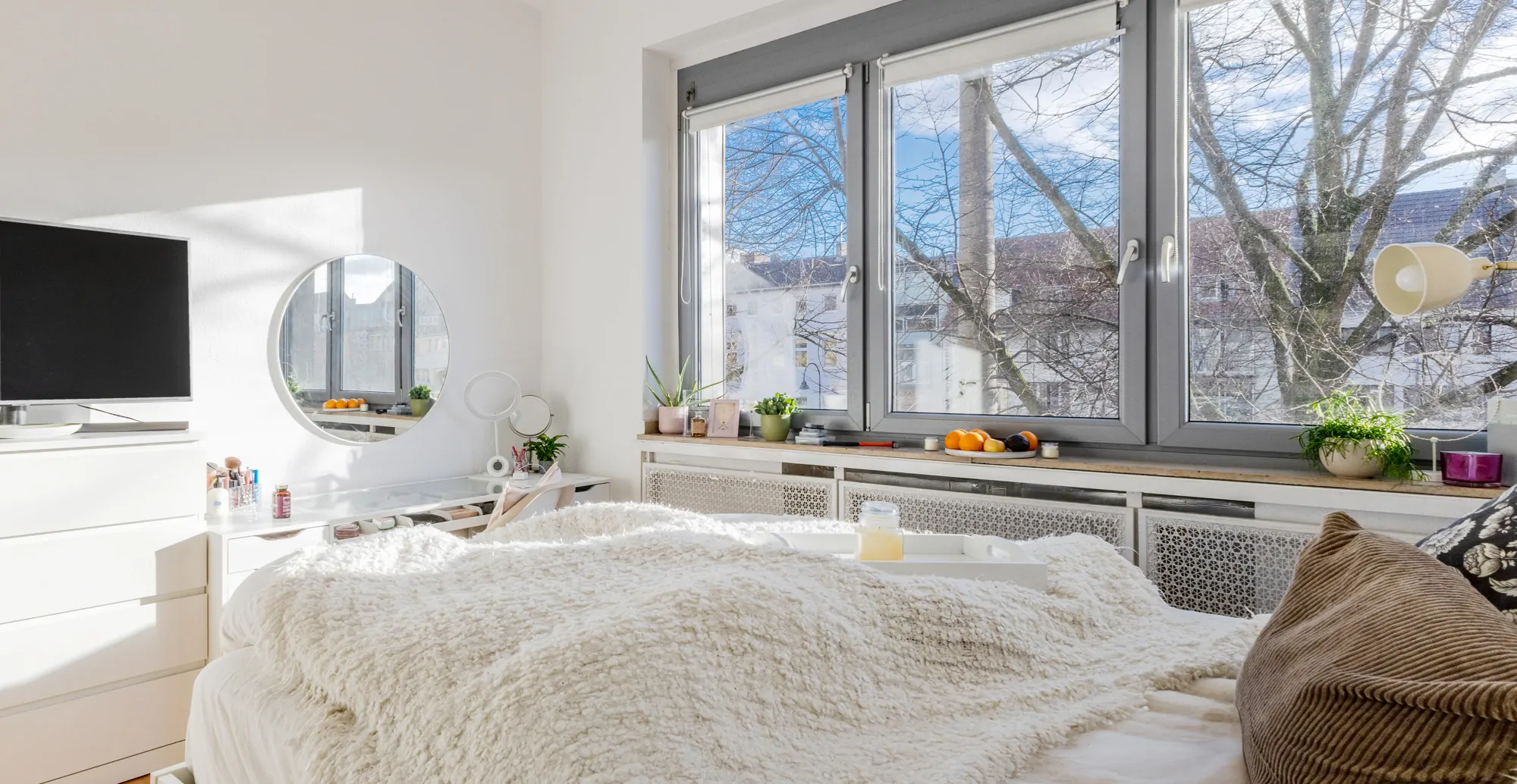 Wohn- und Geschäftshaus in prägnanter Lage und freier Wohnung in Braunsfeld