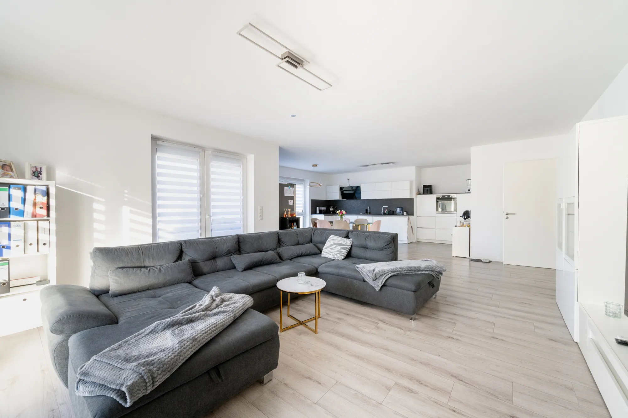 Modernes Mehrfamilienhaus (BJ 2020) in Bergheim-Glessen – Energieeffizienz A+ mit Aufzug & PV-Anlage