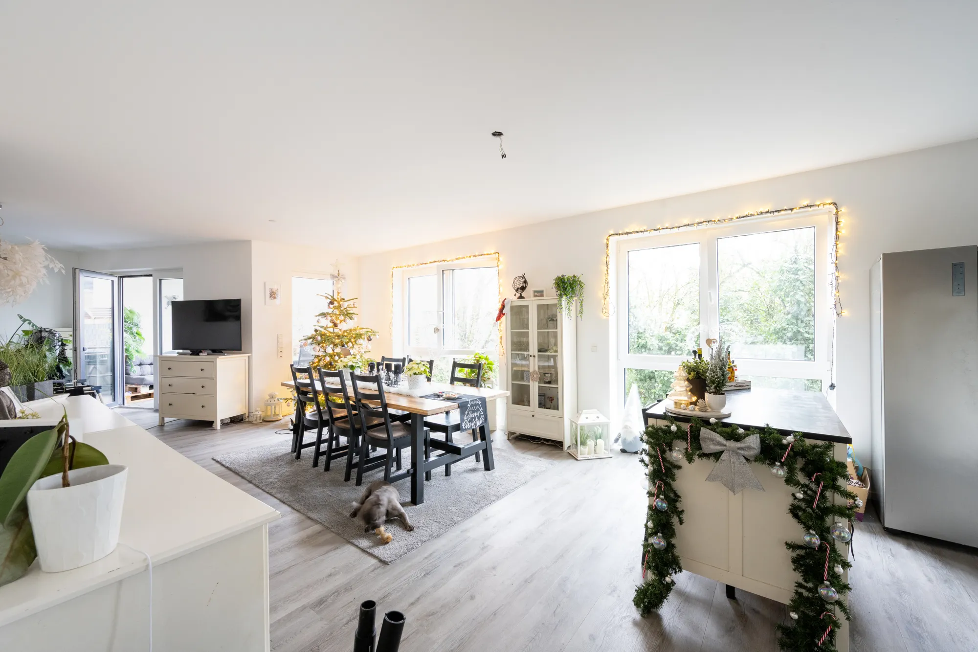 Modernes Mehrfamilienhaus (BJ 2020) in Bergheim-Glessen – Energieeffizienz A+ mit Aufzug & PV-Anlage