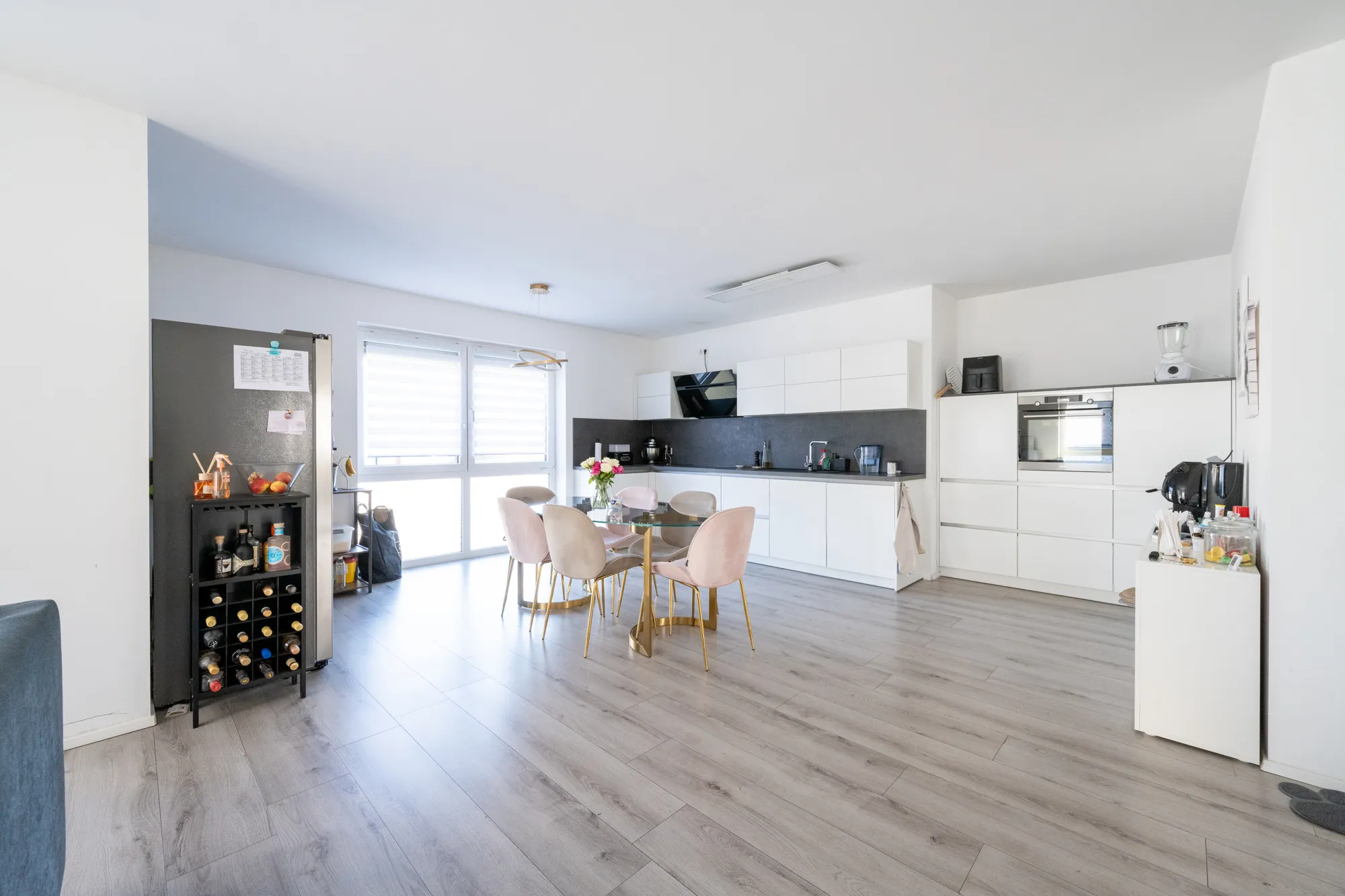 Modernes Mehrfamilienhaus (BJ 2020) in Bergheim-Glessen – Energieeffizienz A+ mit Aufzug & PV-Anlage