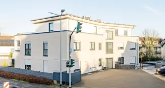 von_poll_real_estate_property_2541022H1_image_0