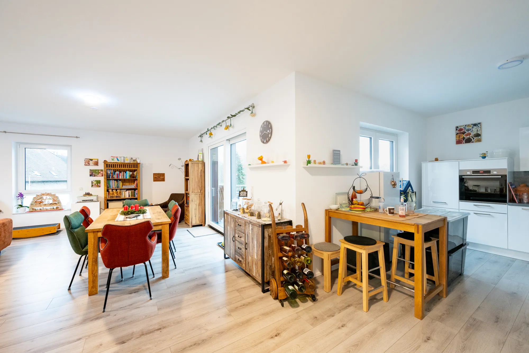 Modernes Mehrfamilienhaus (BJ 2020) in Bergheim-Glessen – Energieeffizienz A+ mit Aufzug & PV-Anlage