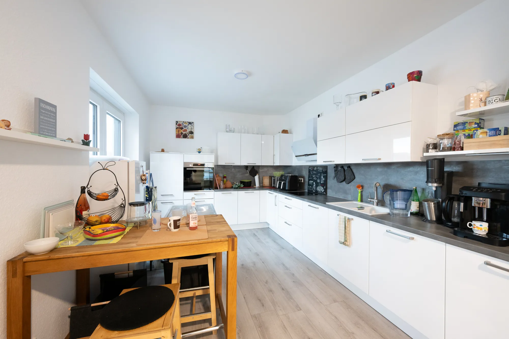 Modernes Mehrfamilienhaus (BJ 2020) in Bergheim-Glessen – Energieeffizienz A+ mit Aufzug & PV-Anlage