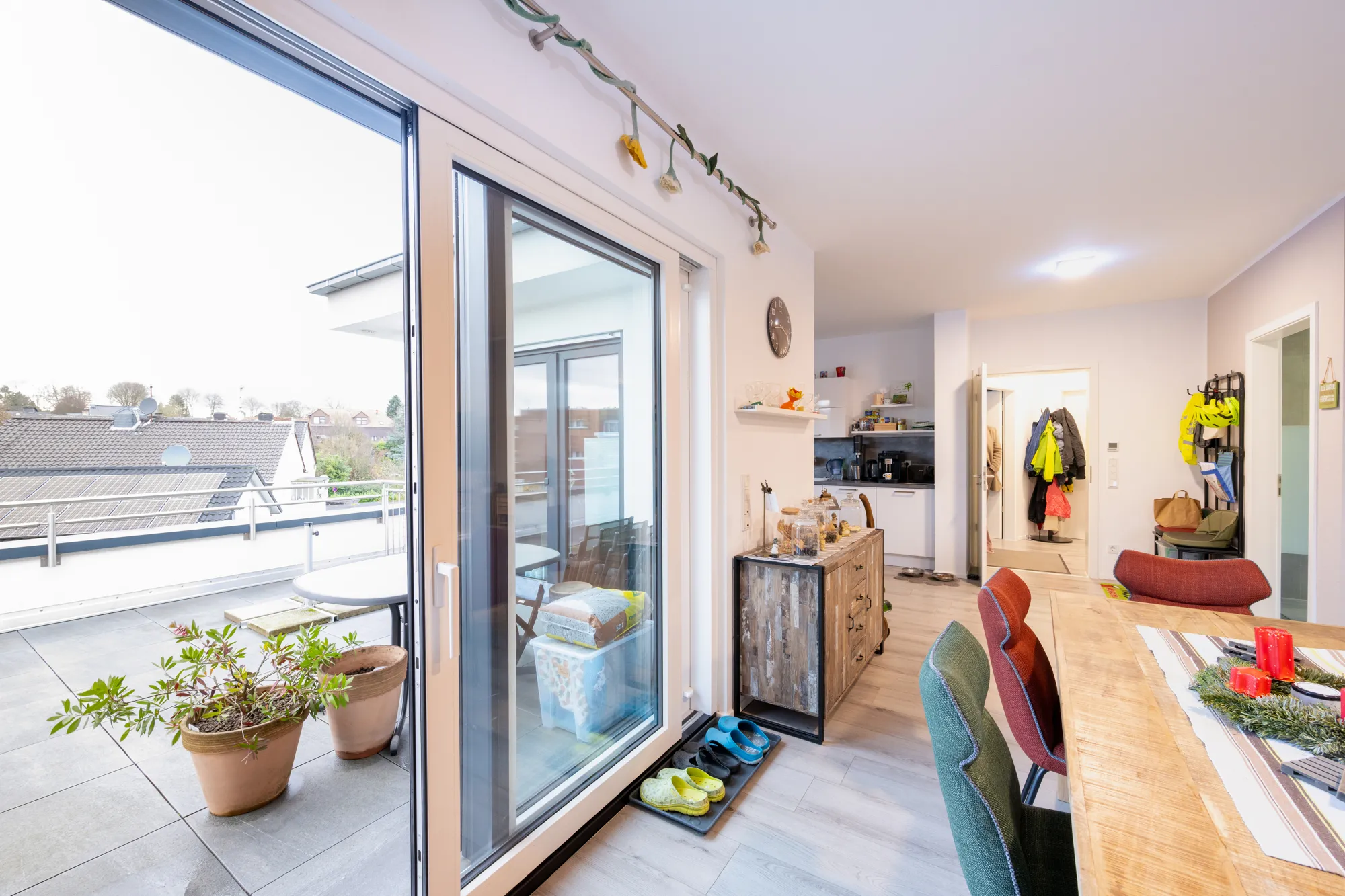 Modernes Mehrfamilienhaus (BJ 2020) in Bergheim-Glessen – Energieeffizienz A+ mit Aufzug & PV-Anlage