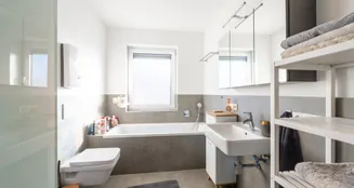 von_poll_real_estate_property_2541022H1_image_36