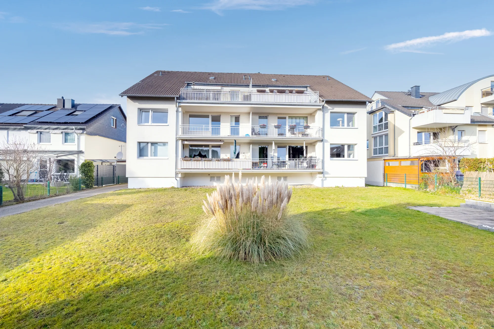 Von Poll Commercial Köln besser Immobilienmakler für Mehrfamilienhäuser in Köln1