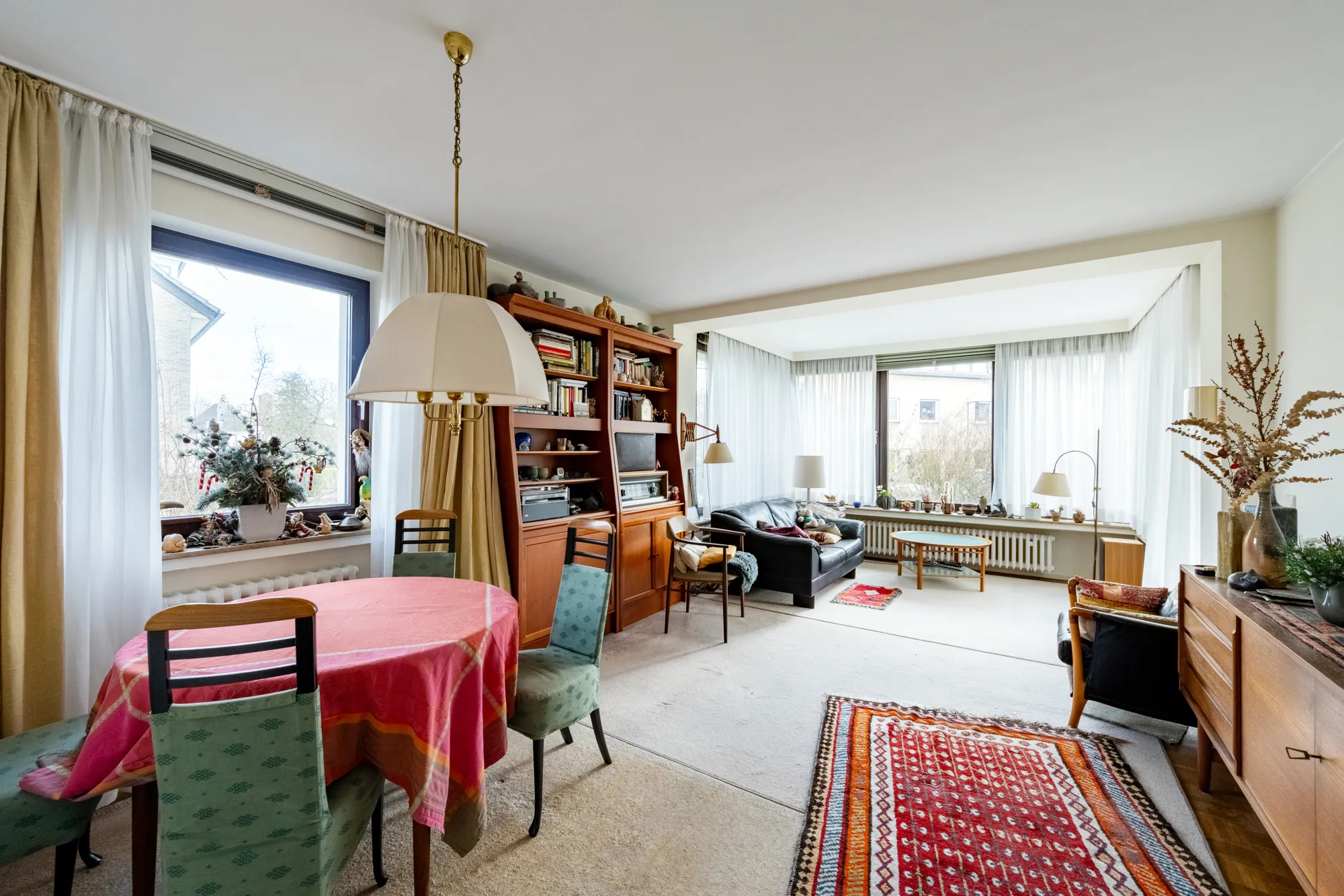 Von Poll Commercial Köln besser Immobilienmakler für Mehrfamilienhäuser in Köln1-HDR