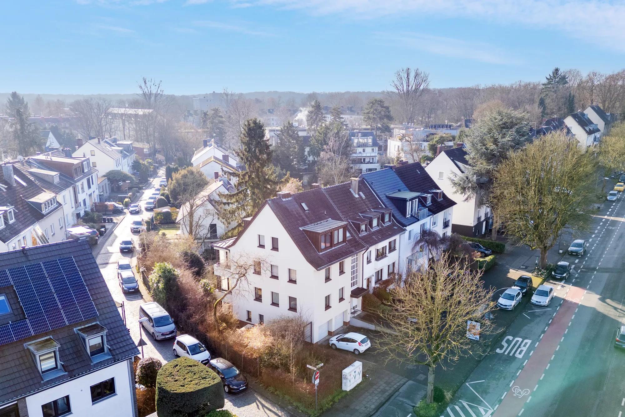 Von Poll Commercial Köln besser Immobilienmakler für Mehrfamilienhäuser in Köln1DJI_0802