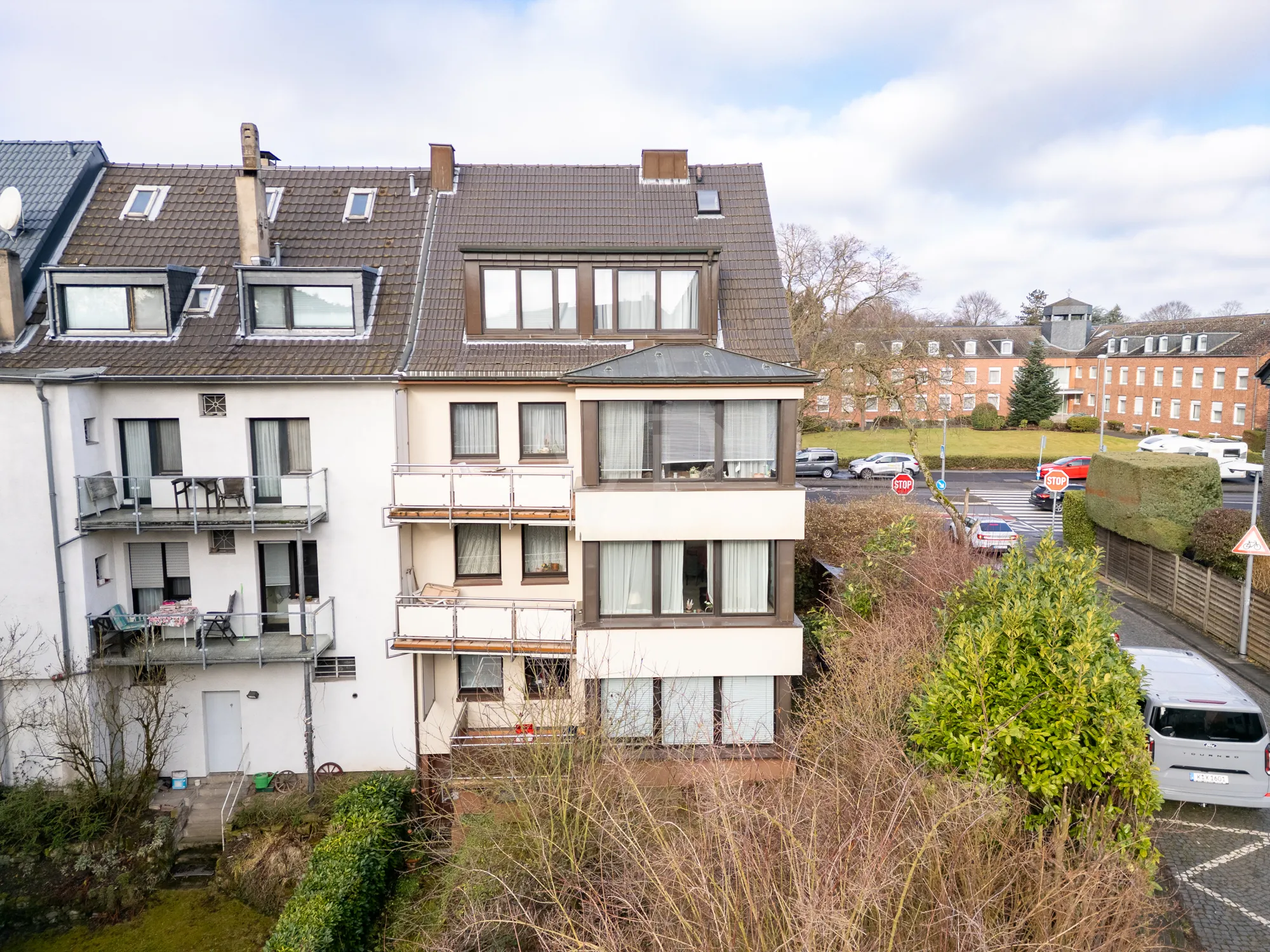 Von Poll Commercial Köln besser Immobilienmakler für Mehrfamilienhäuser in Köln1