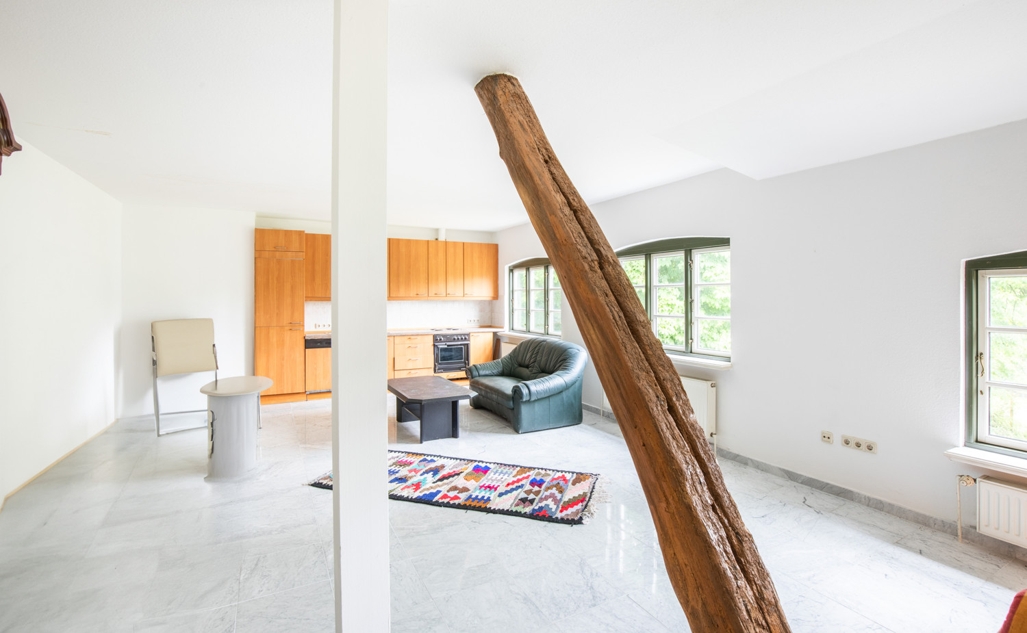 Küche / Wohn- und Esszimmer  (ELW II)