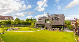 von_poll_real_estate_property_24053073_image_0