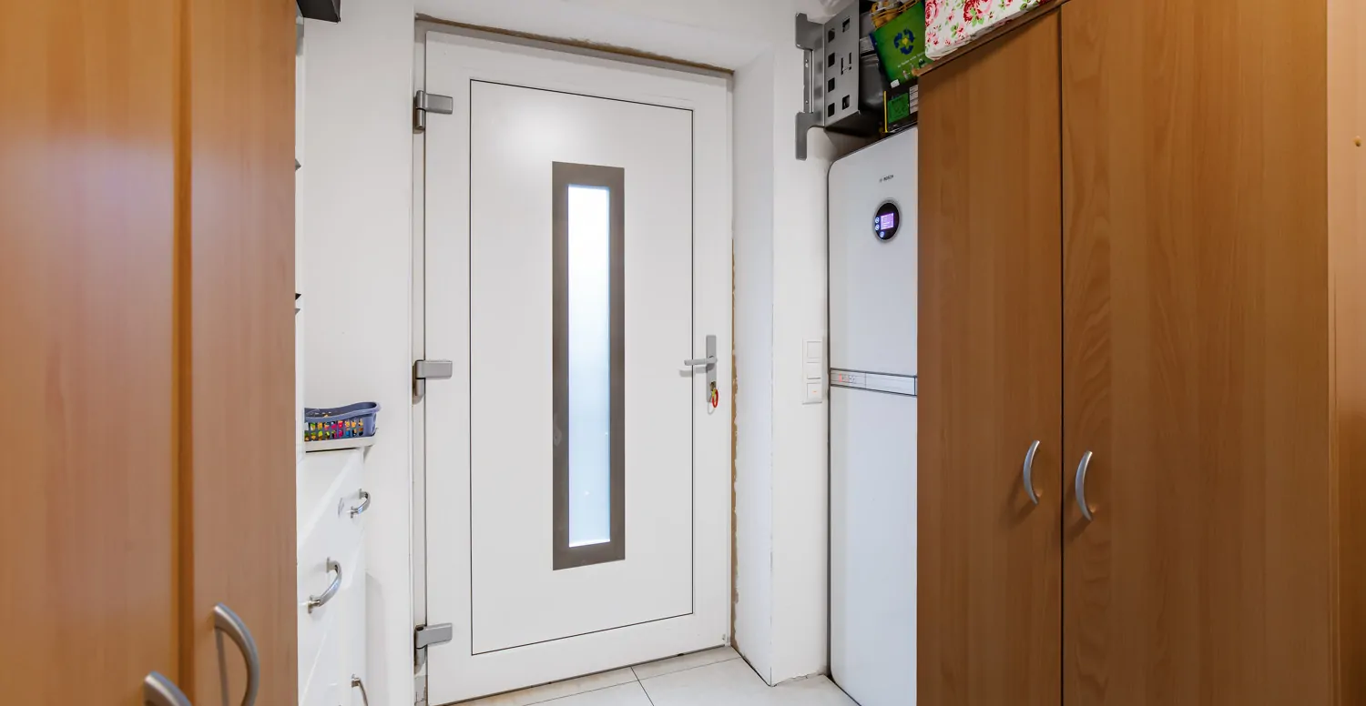 Hauswirtschaftsraum neben der Küche