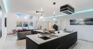 von_poll_real_estate_property_24053181_image_12