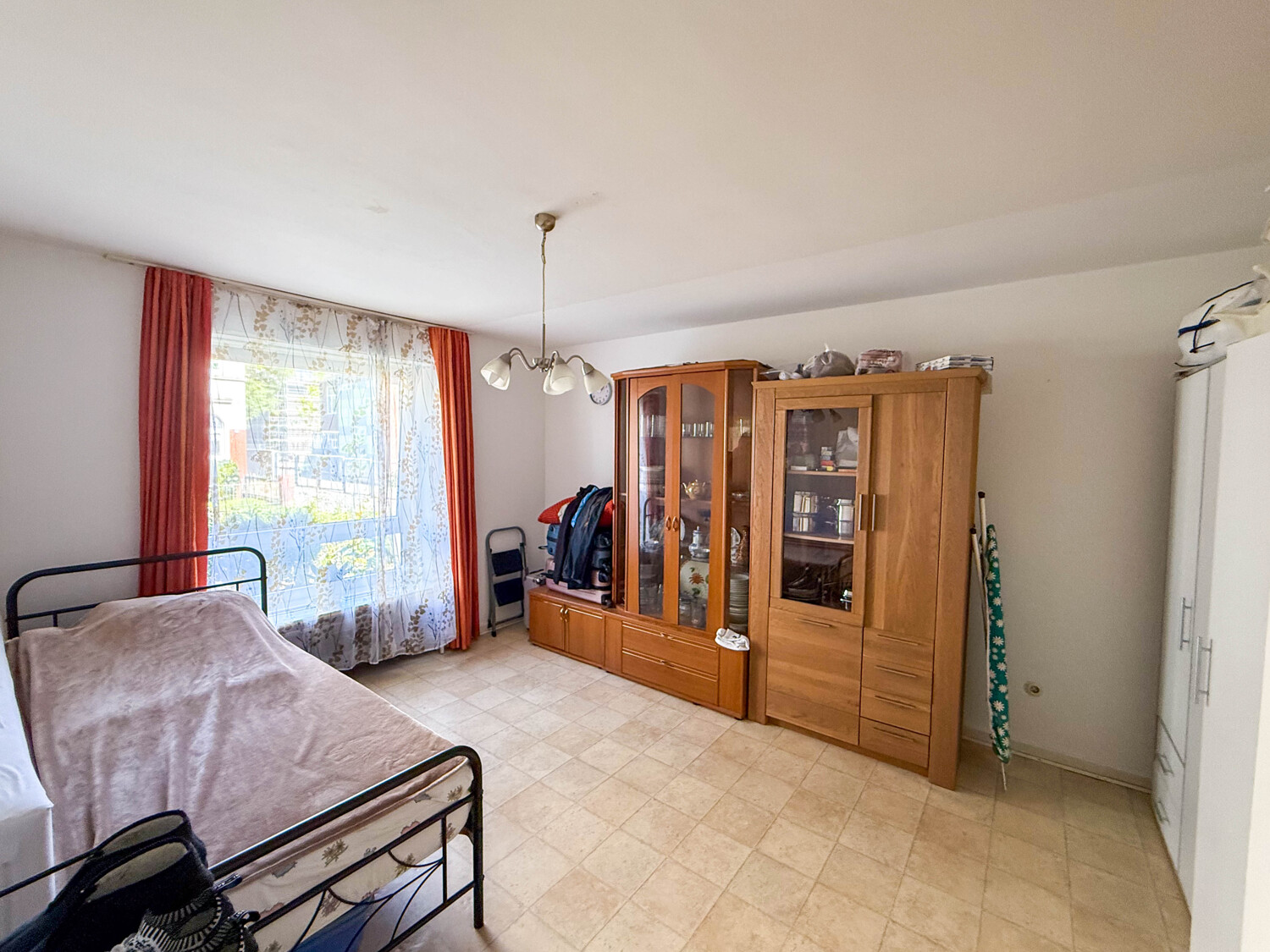 Zimmer I