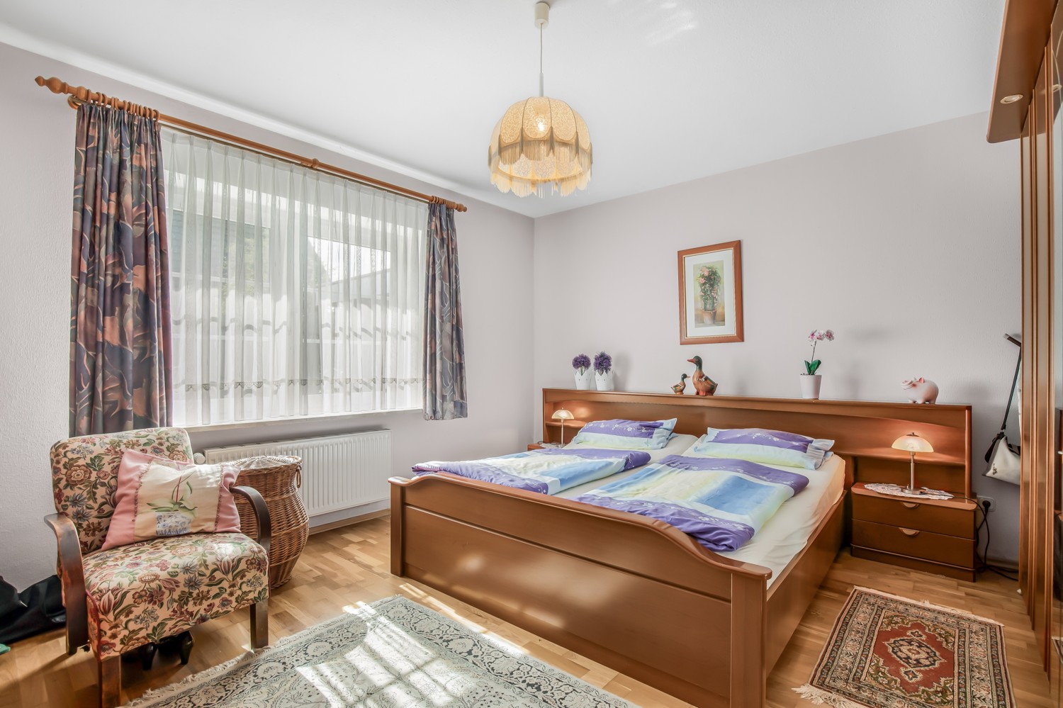 Schlafzimmer II im EG
