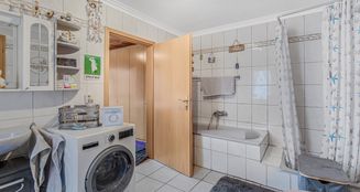 von_poll_real_estate_property_25053100_image_8