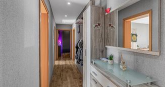 von_poll_real_estate_property_25053101_image_4
