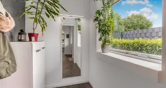 von_poll_real_estate_property_25157010_image_2