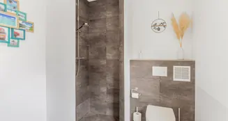 von_poll_real_estate_property_25157010_image_4