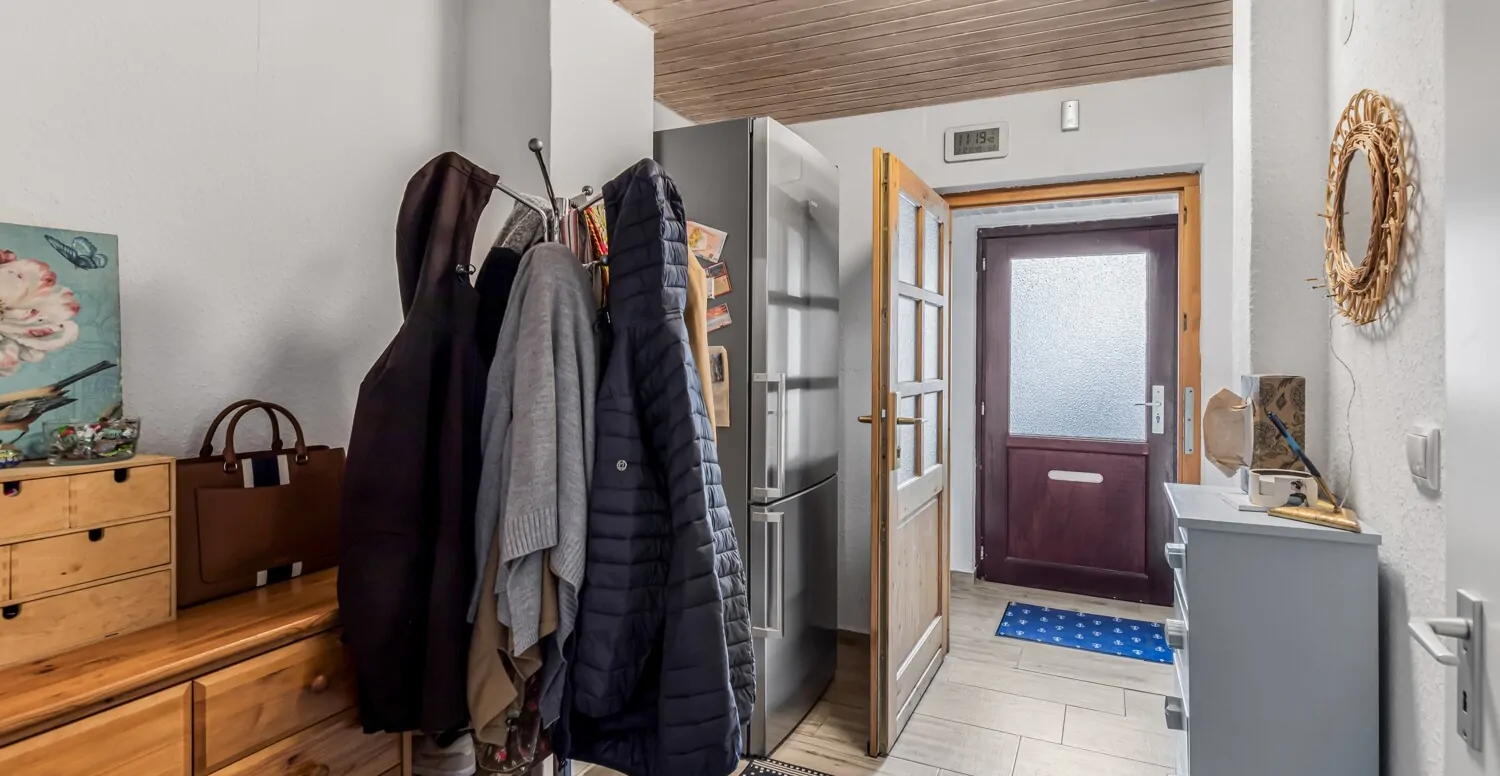 Eingangsbereich und Flur im Erdgeschoss