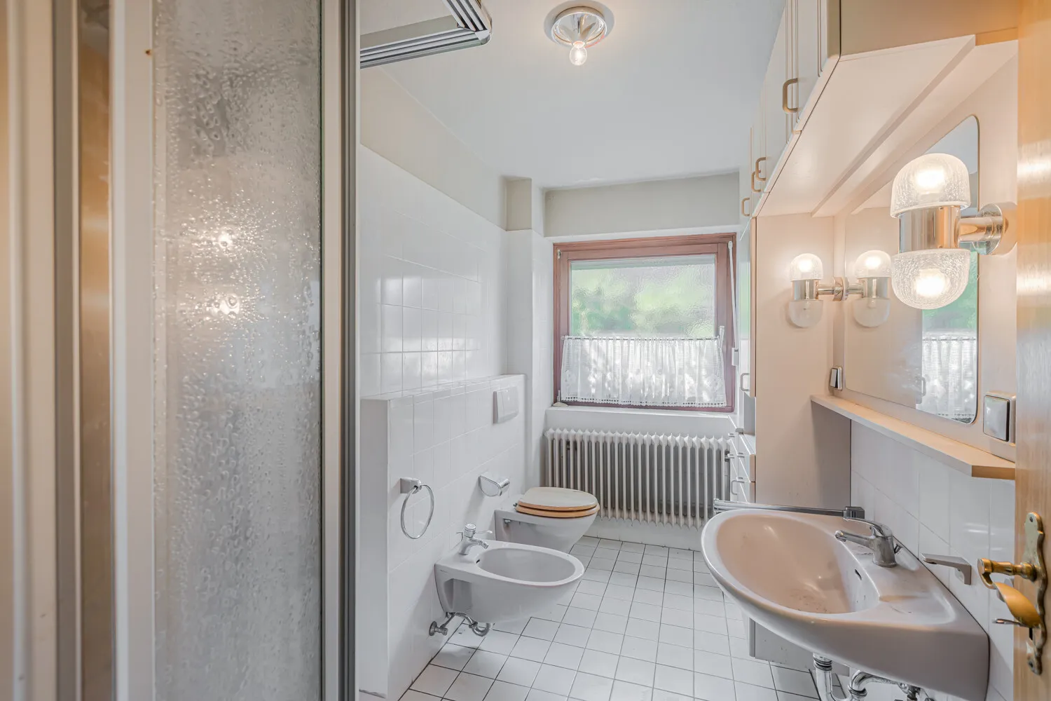 Badezimmer I im EG