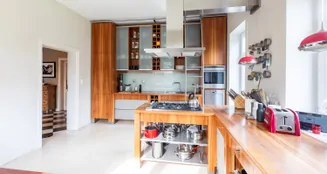 von_poll_real_estate_property_24053047.4_image_8