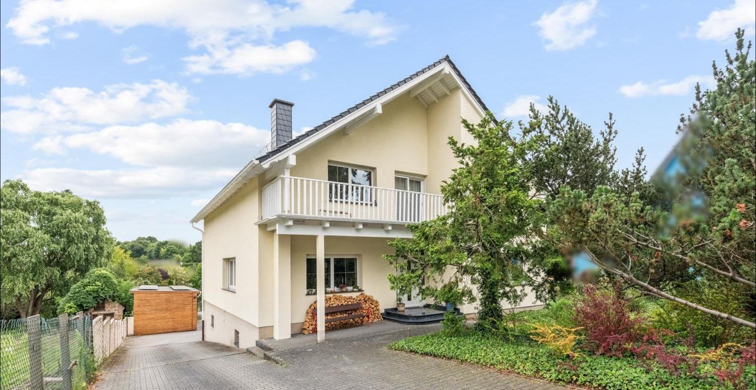 Hausansicht vorne